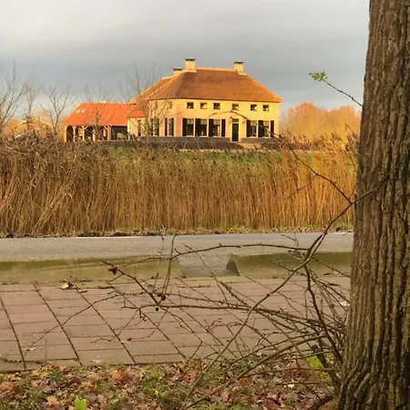 Landgoed Het Heuvelbosch Apartment Waardenburg